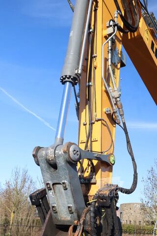 Escavatore cingolato Liebherr R924 LC | ROTOTILT + GRIPPER | 2X BUCKET