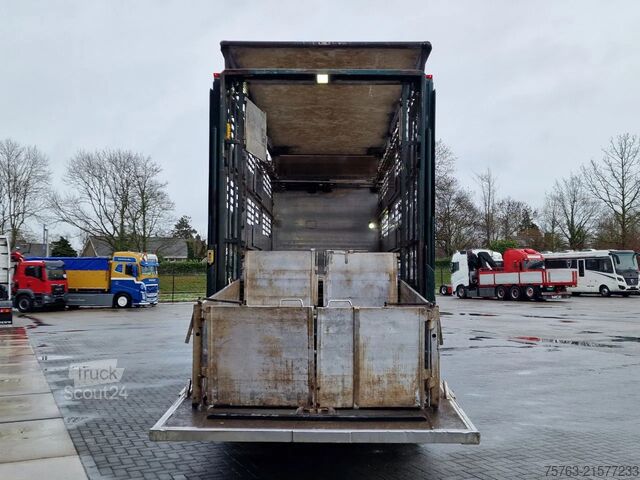Transport de bétail DAF XF 440 SuperSpaceCab 6x2*4 - Cuppers 1-2-3 deck...
