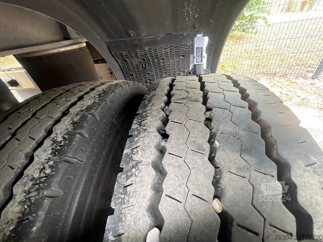 Vrachtauto met open laadbak VOLVO FH16 750 PS + Schwarzmüller Anhänger