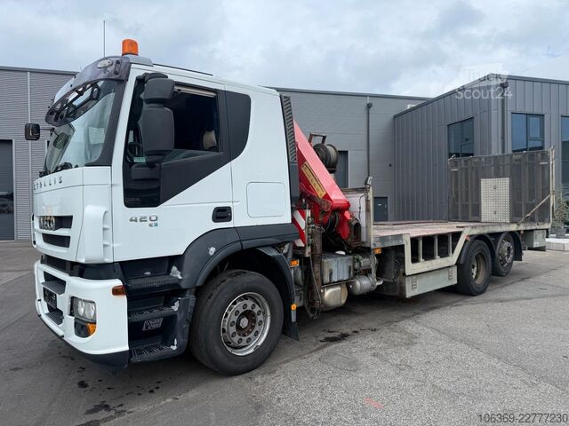 Autodraagtruck IVECO Stralis 420 6x2 Maschinetransport HMF1823 Crane