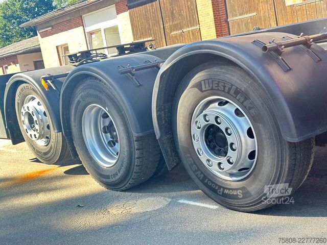 Podwozie ciężarówki MERCEDES-BENZ Antos 3245 8x2 Chassi PTO Lift /Lenkachse