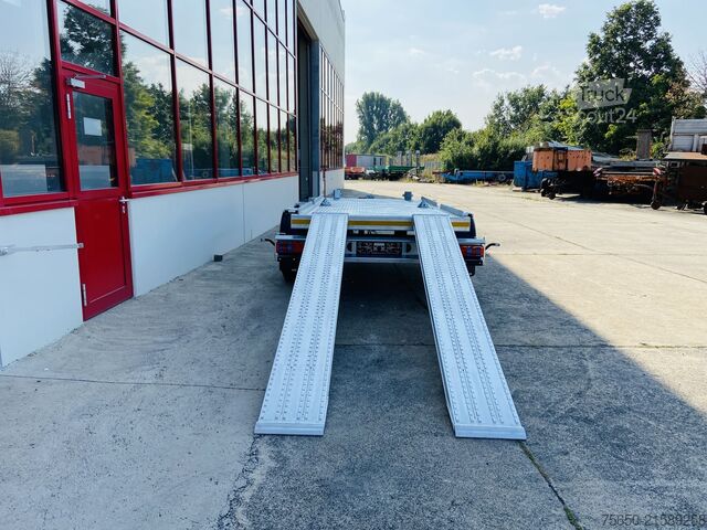 Trailer Möslein TMH 2  14 t Tandem- Absetzmuldenanhänger,geschlossenen BodenNeufahrzeug