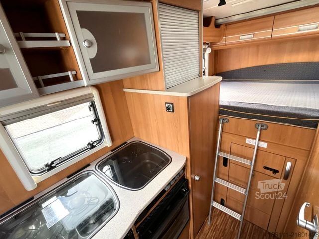 Integrated camper DETHLEFFS Globebus I 001 - Hub/Festbett -  -