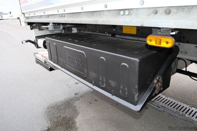 Box semitrailer SCHMITZ CARGOBULL SKO 24/ LBW 2000 kg / DS / ZURRLEISTE / 12642 XL