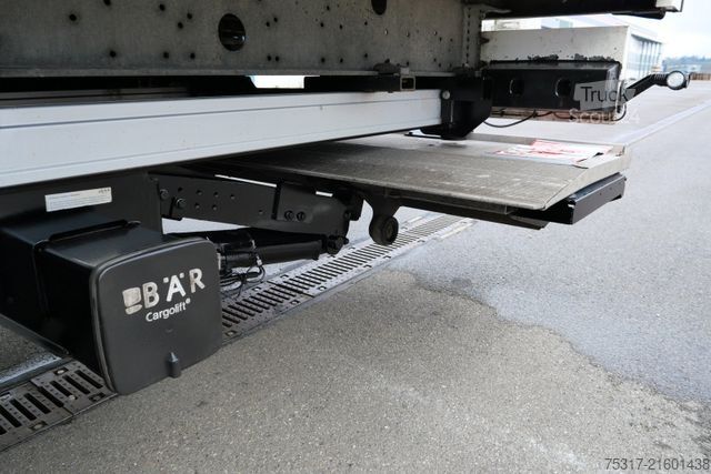 Box semitrailer SCHMITZ CARGOBULL SKO 24/ LBW 2000 kg / DS / ZURRLEISTE / 12642 XL