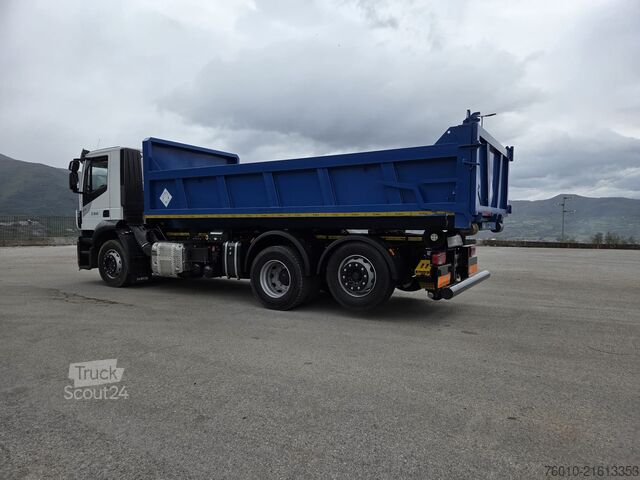 Roll-off tipper truck Iveco Stralis AD260S31 XP