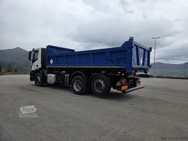 Roll-off tipper truck Iveco Stralis AD260S31 XP