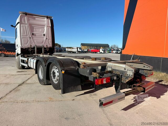 Chassis cab Mercedes-Benz Actros 2753 6x2*4 CHASSIS L=7720 mm