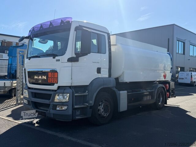 Camión cisterna MAN TGS 18.320 BL 2 Kammer, 13.500L Diesel, Euro5