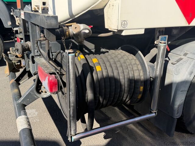 Camión cisterna MAN TGS 18.320 BL 2 Kammer, 13.500L Diesel, Euro5