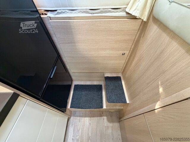 Autocaravana con alcoba GIOTTILINE Siena 422