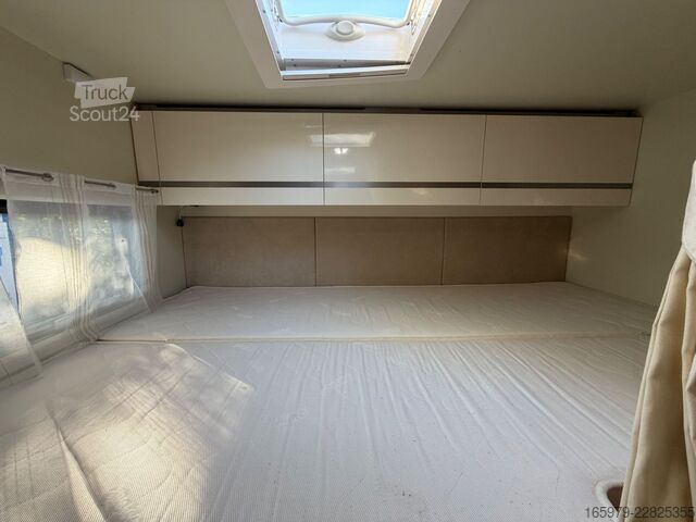 Autocaravana con alcoba GIOTTILINE Siena 422