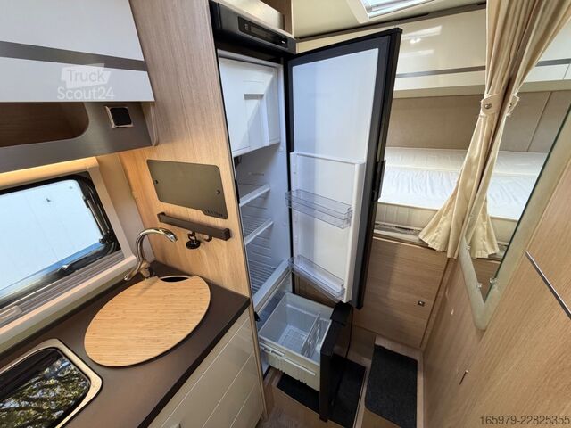 Autocaravana con alcoba GIOTTILINE Siena 422