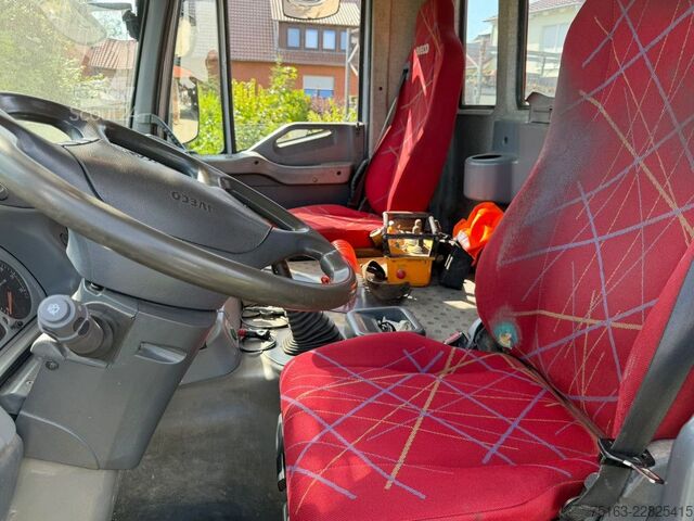 Kipper LKW IVECO TRACKER AD 190T36 W 2-Achs Allradkipper Kran Atl
