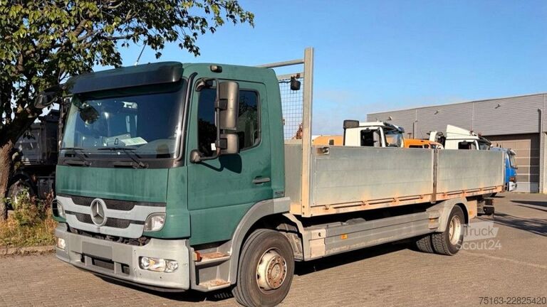 Бортовой грузовик MERCEDES-BENZ Atego 1226 L 4x2 Pritsche Gerüstbaupritsche