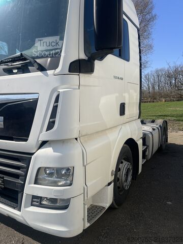 Standard tractor unit Man TGX L.2007.46.001