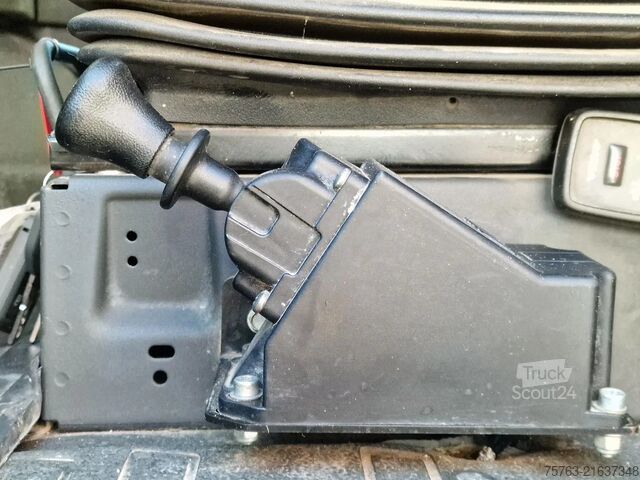 Standard-SZM Volvo FH 13.500 Globetrotter 6x4 Lift axle - PTO/Hydr...