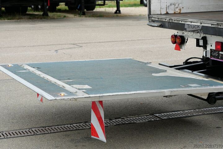 Ημιρυμουλκούμενο κουτί KRONE SZK 18/ LBW 2500 kg / TEXIL STAHLKOFFER / TOP