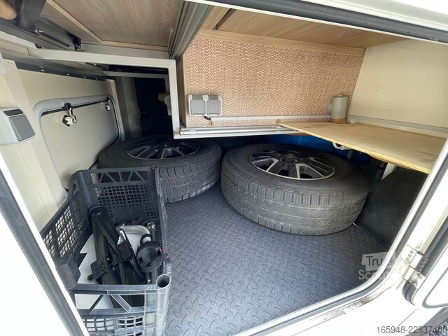 Τροχόσπιτο με προεξοχή (alcove) EURAMOBIL EURA 650 HS ACTIVA ONE
