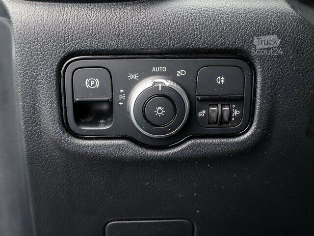 Customized van Mercedes-Benz Vito116CDI KA lang,Automatik,Klima,Tempomat