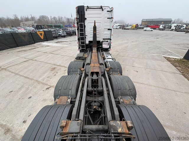 Hakenarmsystem Volvo FH 540 8x4/4 MEILLER PK 26 ton / L=6000 mm / GL...