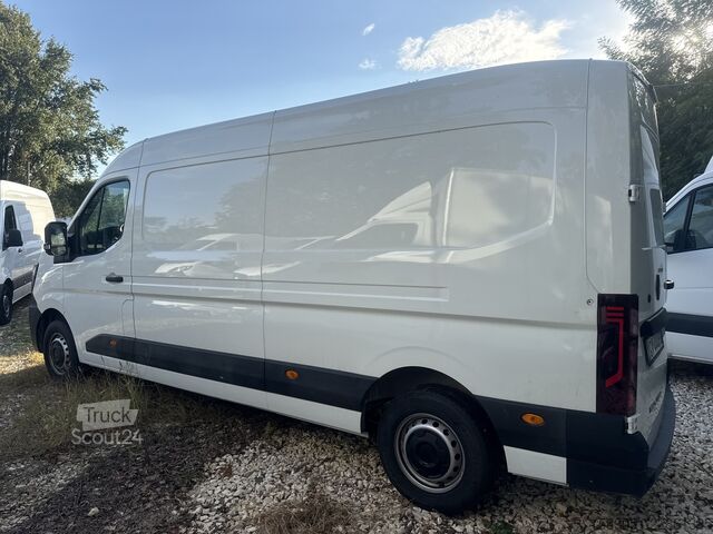 Dubă cu caroserie tip cutie Renault Master T35