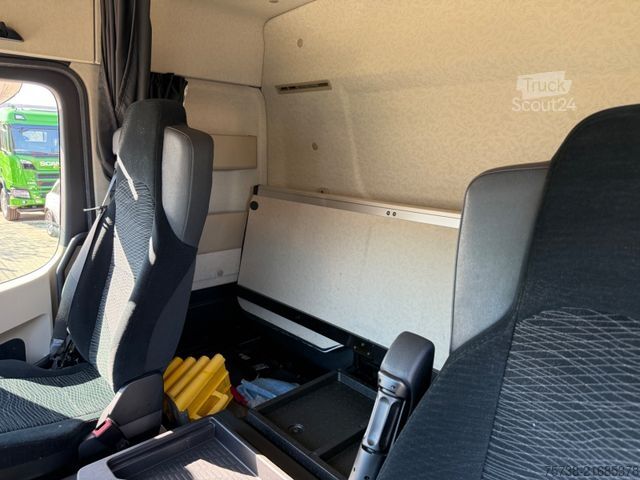 Gefahrgut LKW MERCEDES-BENZ Actros 1846 LS ADR GEFAHRGUT/ClassicSpace/EURO6D