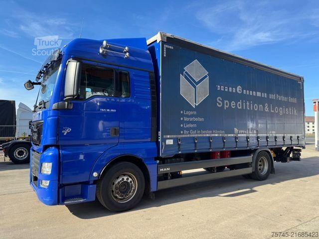 Camion plateau avec bâche MAN TGX 18.360 *  * RETARDER * AHK * 1. HAND *