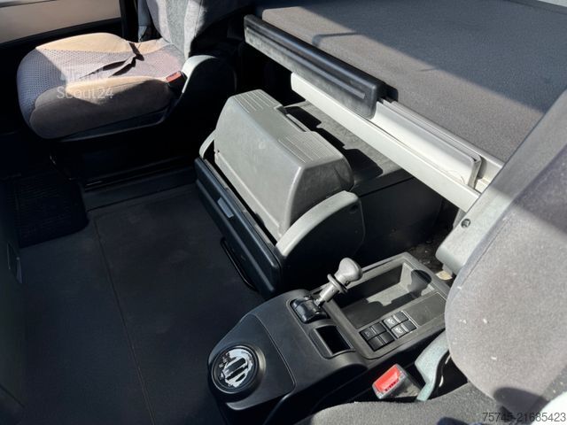 Camion plateau avec bâche MAN TGX 18.360 *  * RETARDER * AHK * 1. HAND *