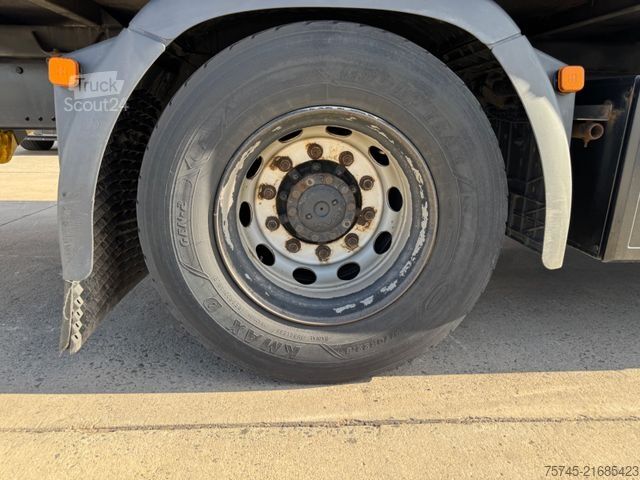 Camion plateau avec bâche MAN TGX 18.360 *  * RETARDER * AHK * 1. HAND *