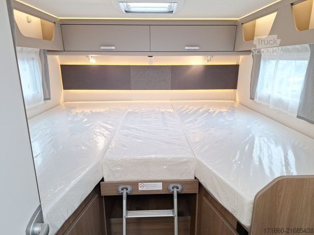 Félintegrált lakóautó CARADO Edition26 T Ford 447 Bi-Xenon*Automatik*Hubbett