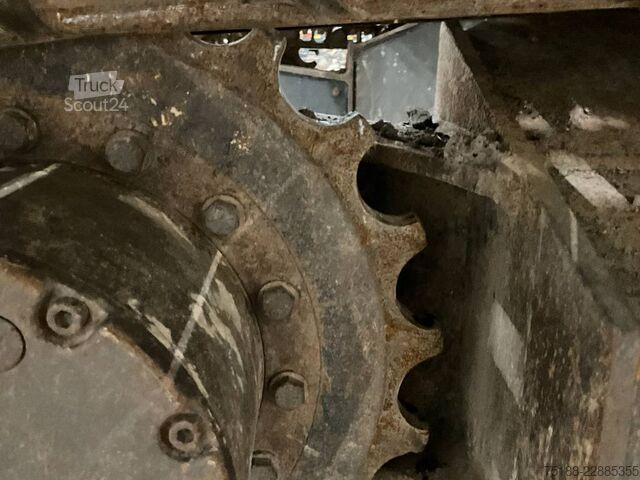 багер на вериги Komatsu PC 138 US-11