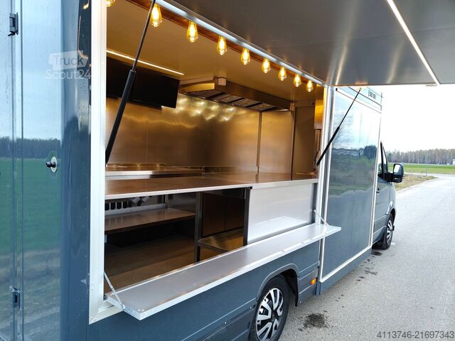 Foodtruck de vânzare sau de închiriat. Mercedes-Benz Sprinter 906