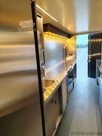 Foodtruck de vânzare sau de închiriat. Mercedes-Benz Sprinter 906