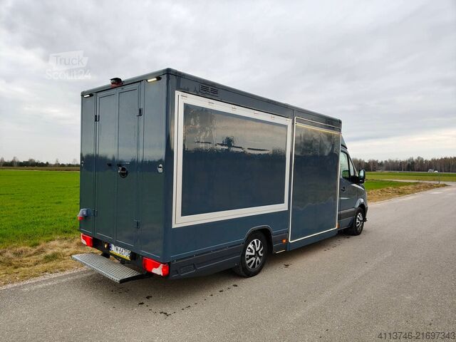 Foodtruck de vânzare sau de închiriat. Mercedes-Benz Sprinter 906