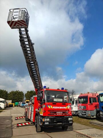 Brandbil Iveco Eurocargo 150E27 Magirus ladderwagen 30 meter
