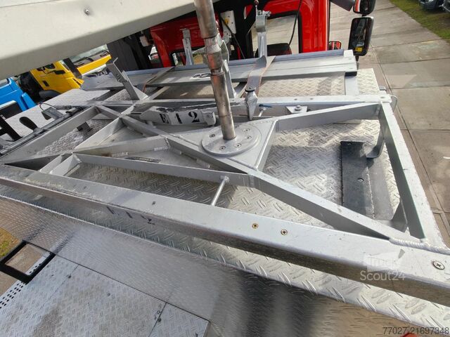 Brandbil Iveco Eurocargo 150E27 Magirus ladderwagen 30 meter