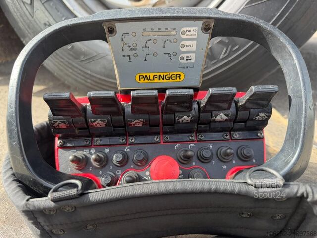 Standard-SZM Volvo FM 450 6x2 TRR + CRANE PALFINGER PK26002 (3x) +...