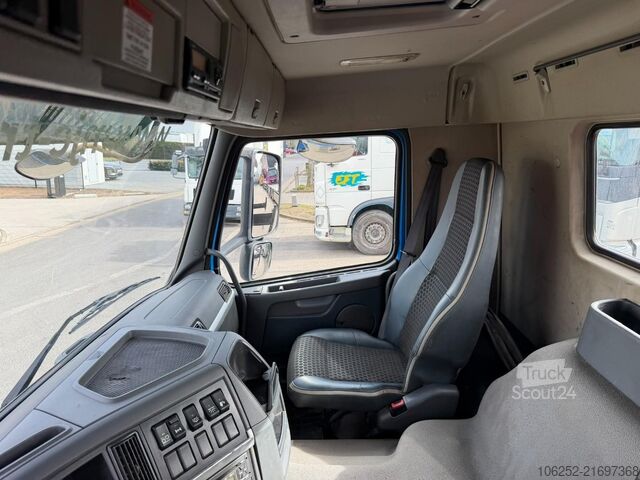 Standard-SZM Volvo FM 450 6x2 TRR + CRANE PALFINGER PK26002 (3x) +...