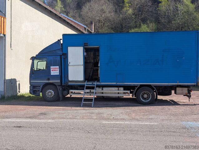 Camião de caixa fechada DAF 