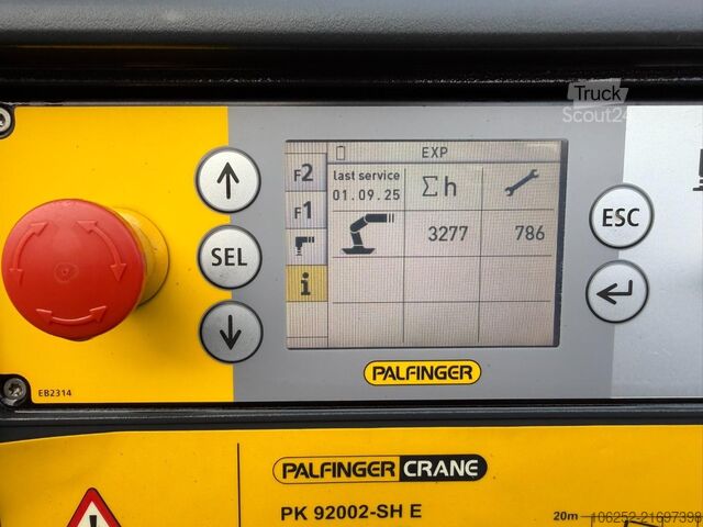 Plataforma de carga Volvo FH 750 8x2 + KRAN PALFINGER PK92002 SH E (6x - ...