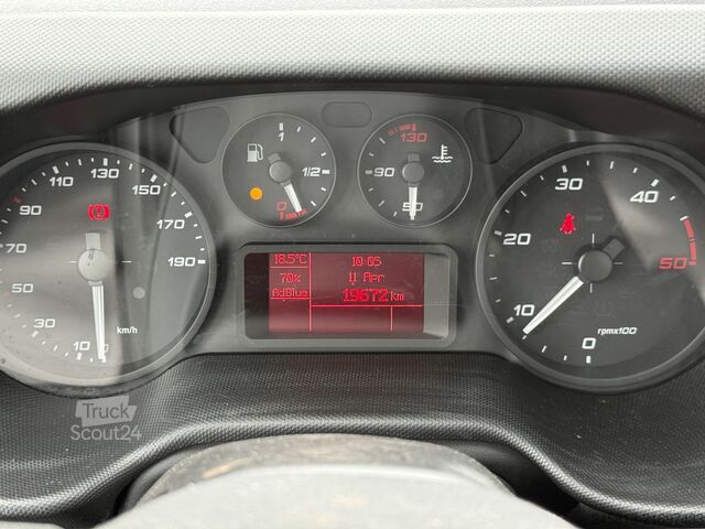 Furgón abierto Iveco DAILY 35-160