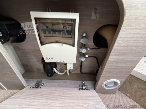 Кемпер Bürstner Campeo C 540 Solar, AHK, RFK