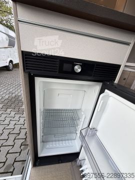 Кемпер Bürstner Campeo C 540 Solar, AHK, RFK