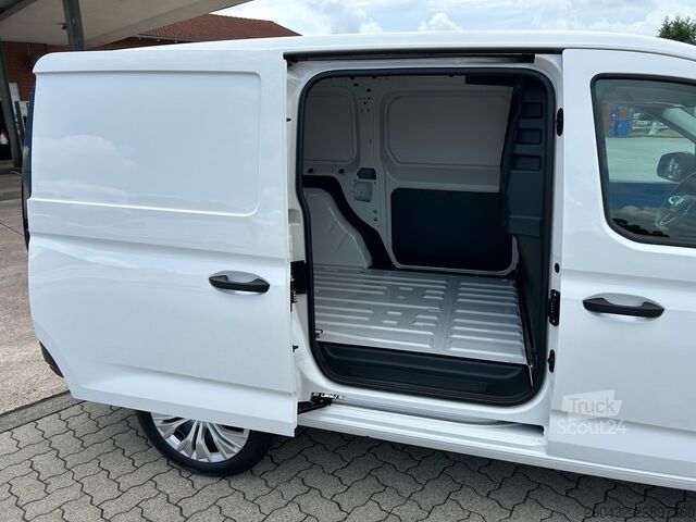 Camión para usos especiales VW Caddy Cargo Maxi 2.0 TDI 4MOTION / AHK App-Conn...