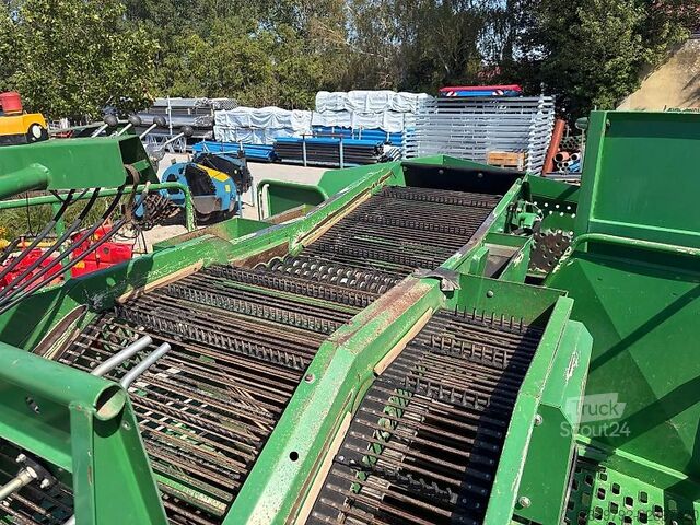 Технология за картофи Wühlmaus WM E 4500 Kartoffelvollernter