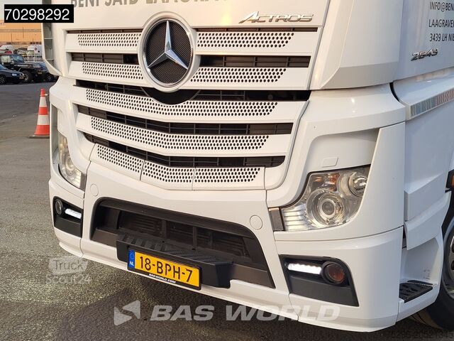 Рефрижераторная/морозильная транспортировка Mercedes Actros 2643 6X2 NL-Combi Frigoblock FB-FIL2 2to...