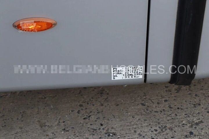 Şehirlerarası Otobüs Van Hool T916 Atlon