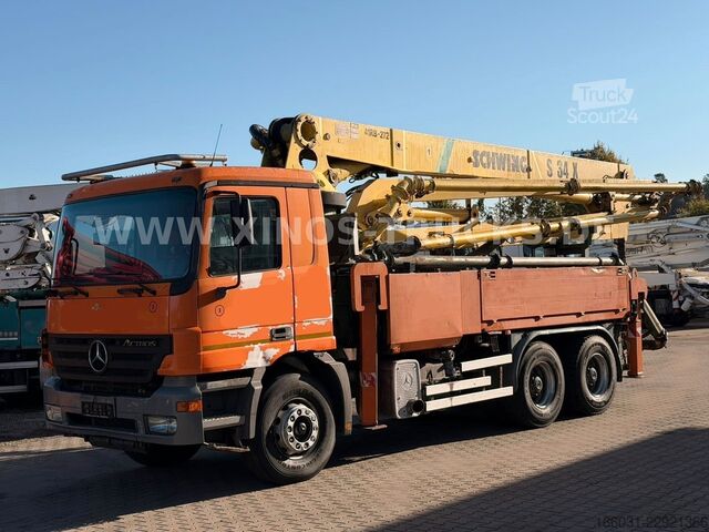 Бетоновоз с помпа MERCEDES-BENZ Actros 6X4 Schwing S34X