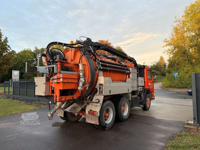 Вакуумен цистерна камион SCANIA P112 6x4 KAISER Saug-Druck Kombi Spüler